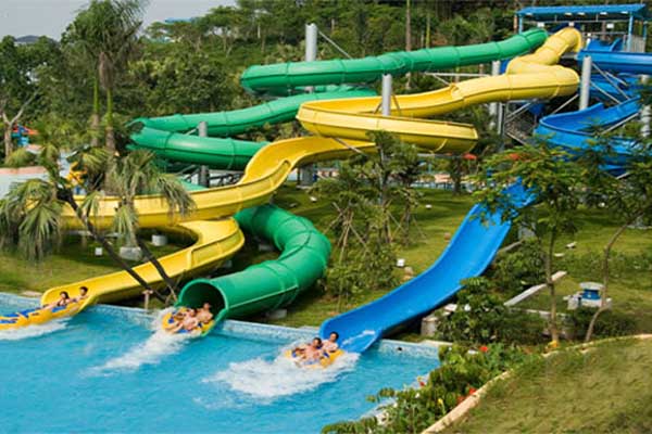 白鹿溫泉水上樂園水上游樂設備