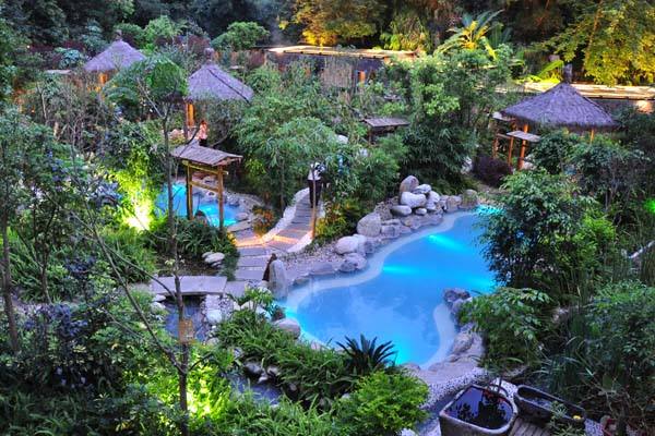 西南地區(qū)溫泉度假村規(guī)劃設(shè)計(jì)