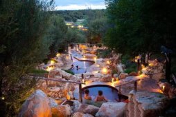 中國溫泉特色小鎮產業政策及發展趨勢解讀