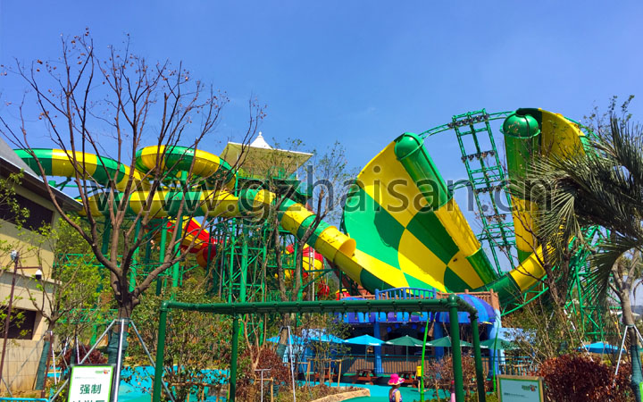 蘇州樂園森林水世界游樂區(qū)超級(jí)龍卷風(fēng)滑道